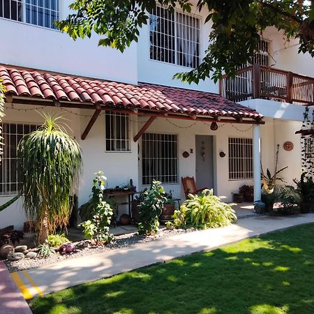 Bungalows Teka Zihuatanejo Exterior photo