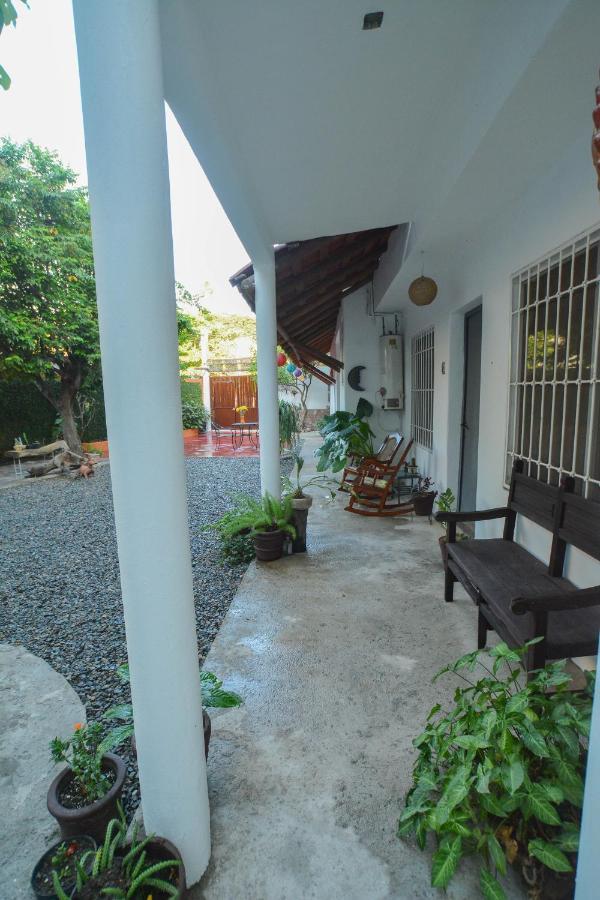 Bungalows Teka Zihuatanejo Exterior photo